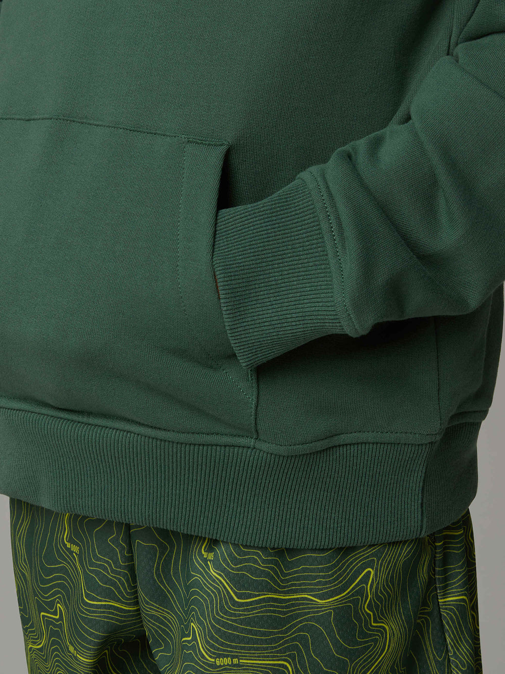 Felpa Cappuccio The North Face Graphic Relaxed Hoodie da Uomo - Verde