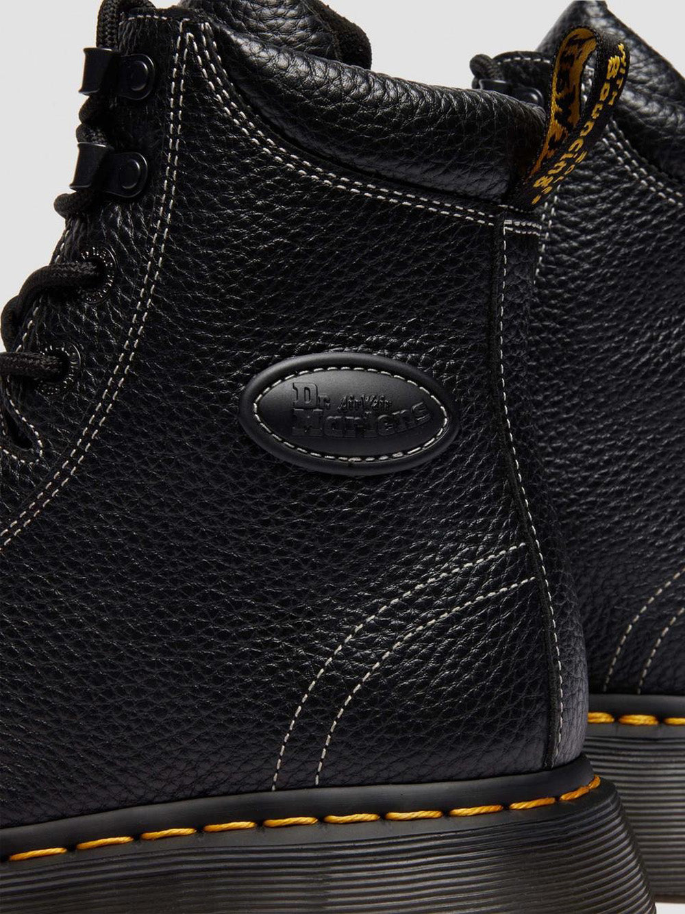 Anfibio Dr. Martens Buzz 8I Unisex - Nero