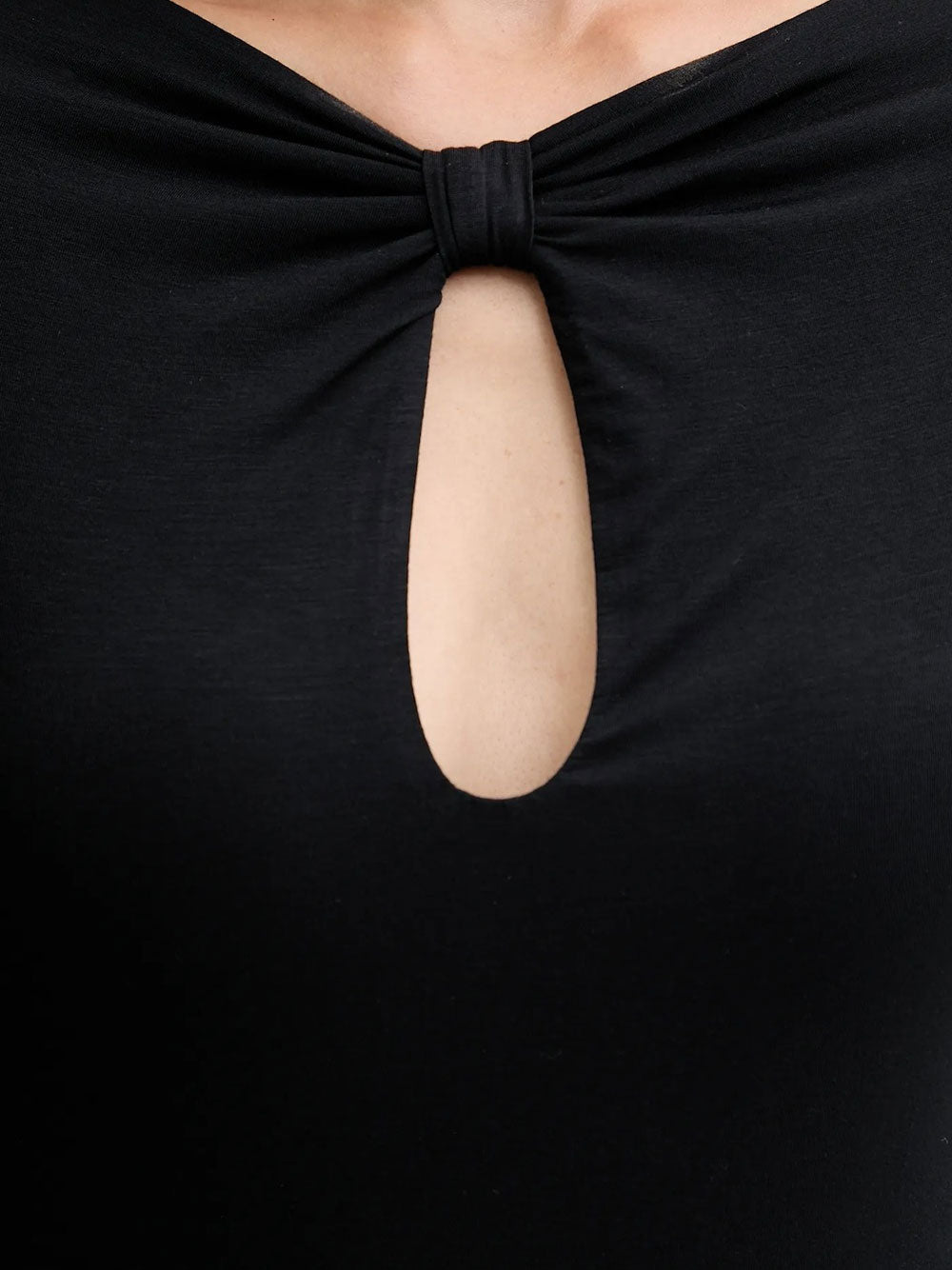 Maglia Guess Cutout Joey da Donna - Nero