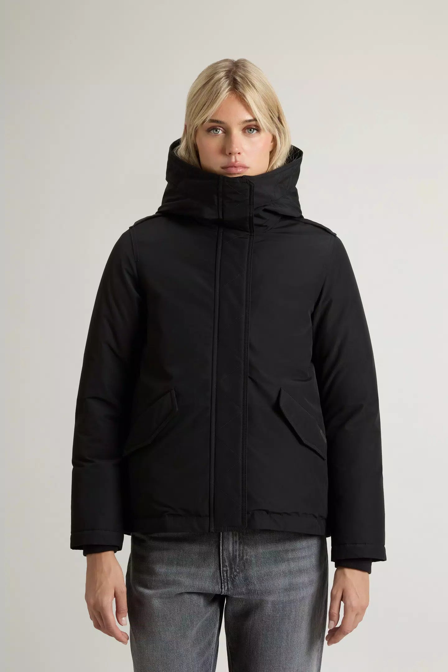 Woolrich Giubbotto MILITARY JKT Donna Mod. CFWWOU2075FRUT0001 BLK BLACK Nero