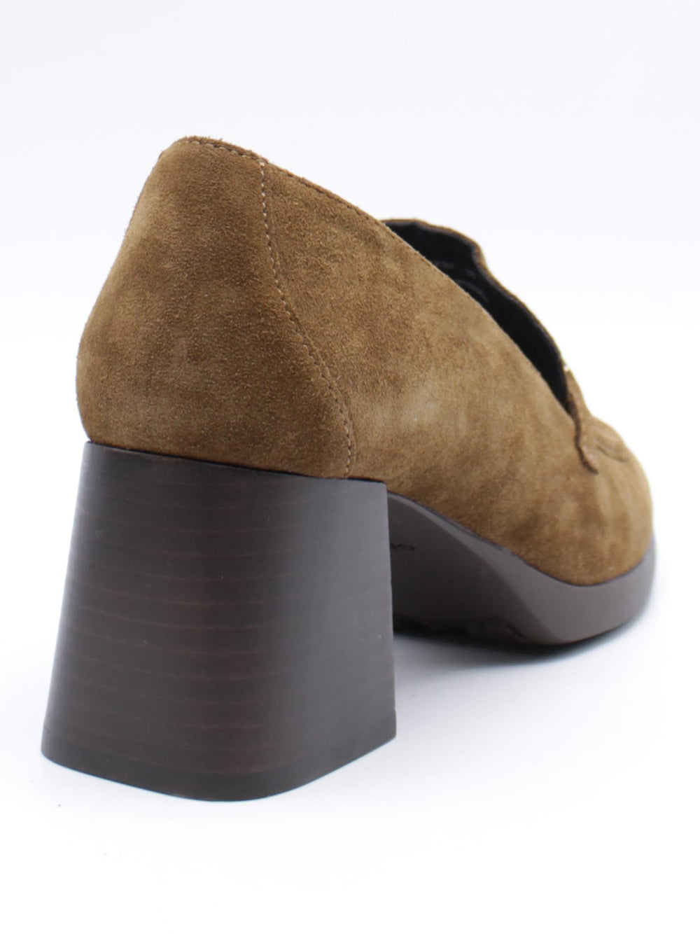 GEOX Mocassini con tacco Donna - modello D46XBF Beige