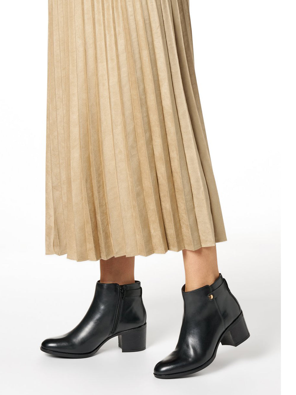 GEOX Stivaletti Donna - modello D56FSA 43 Nero