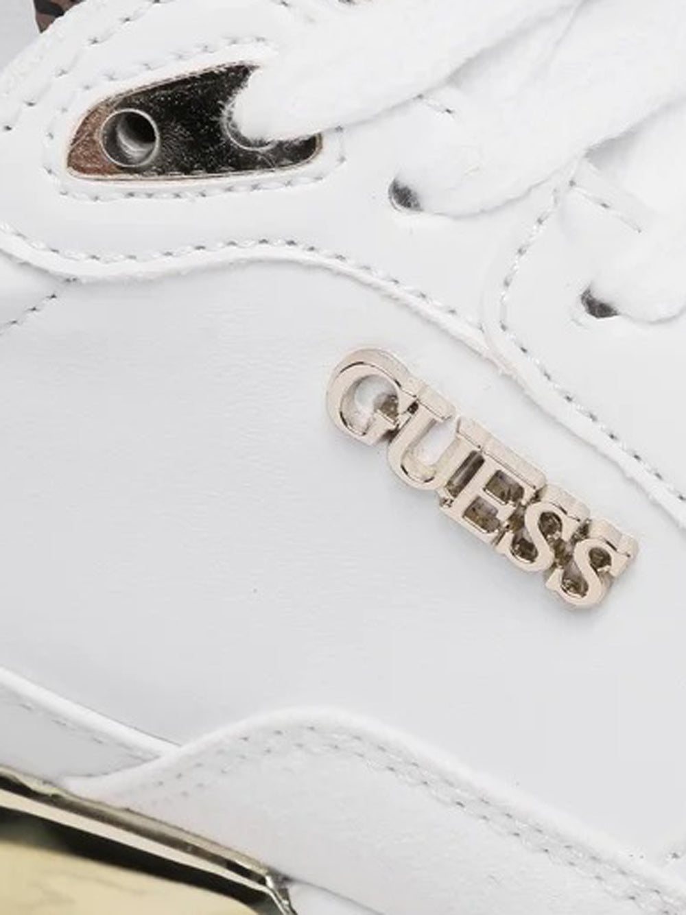 GUESS Sneakers Donna - modello FL5MOXFAL12 Bianco