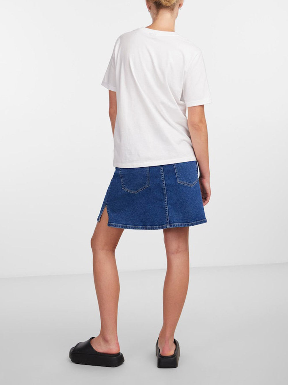 PIECES T-shirt Donna - modello 17086970 Bianco