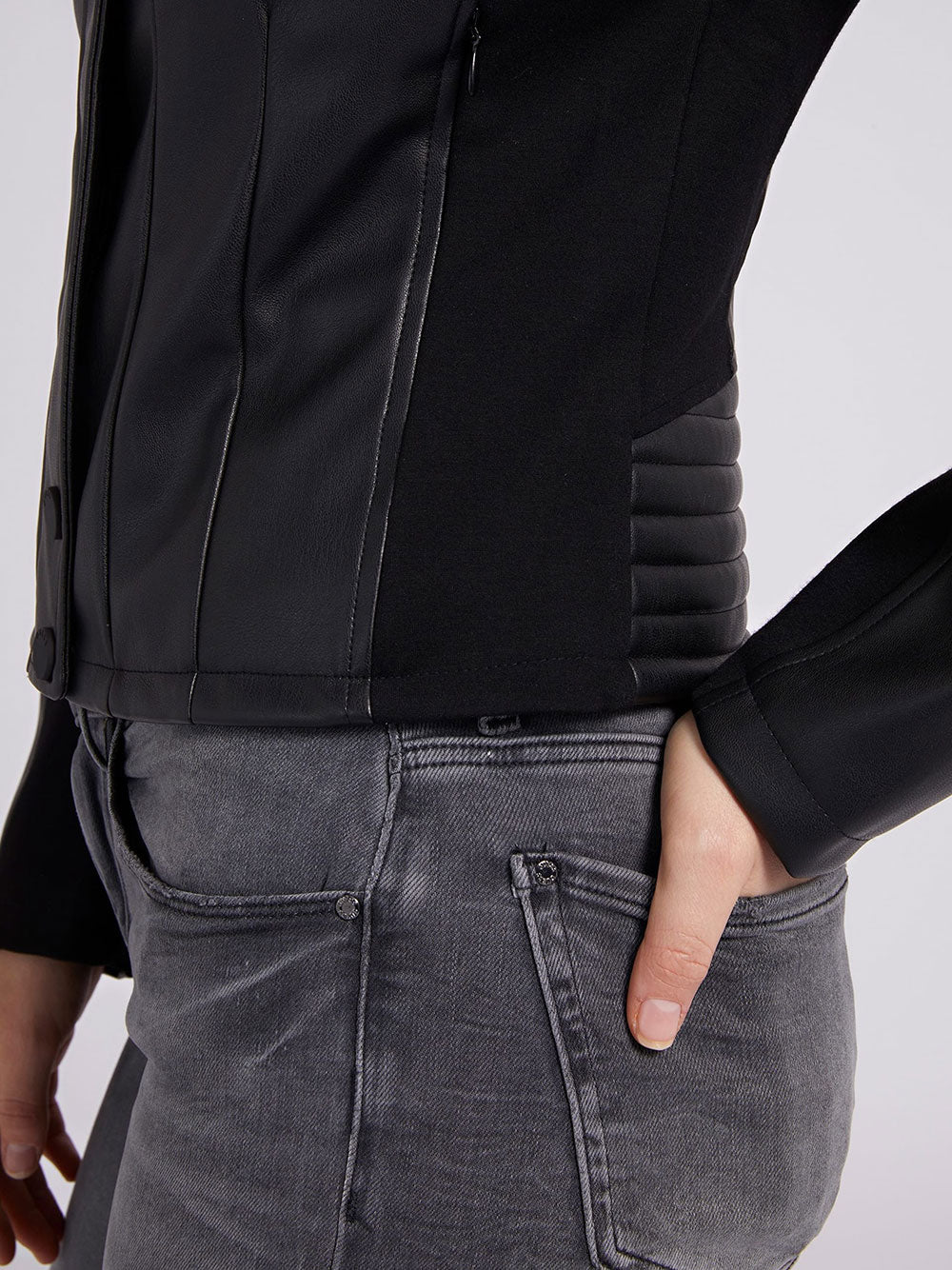 Giubbino di Pelle Guess New Fiammetta da Donna - Nero