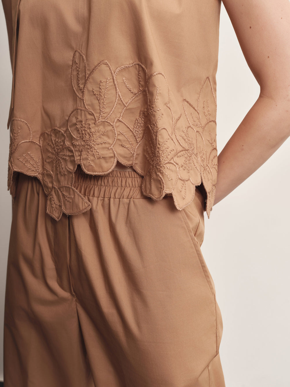 Top Akep Con Ricamo da Donna - Marrone