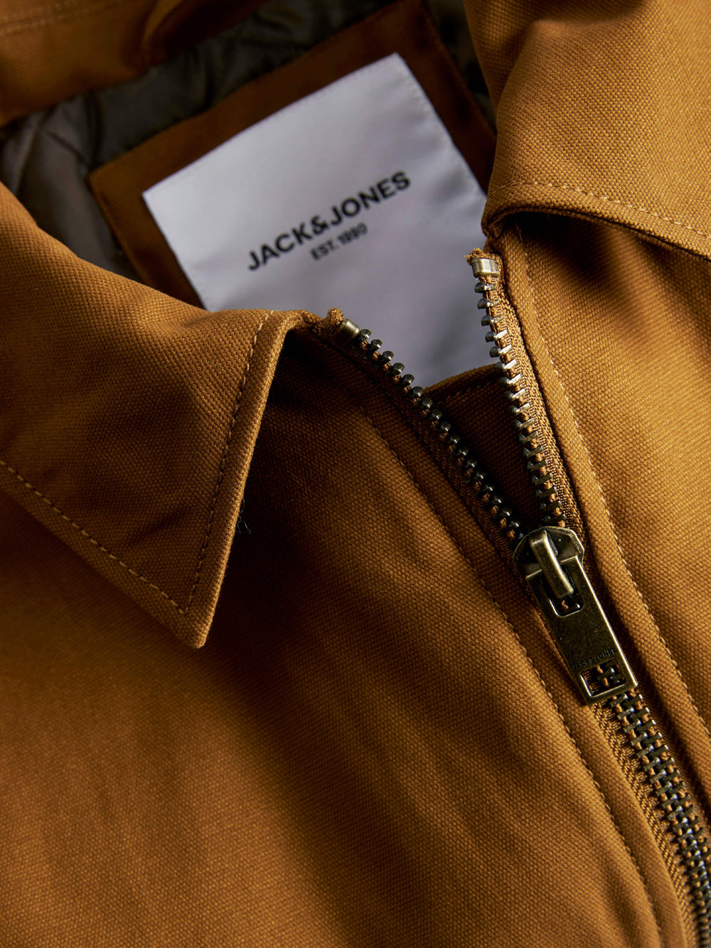 Jack e Jones Marrone