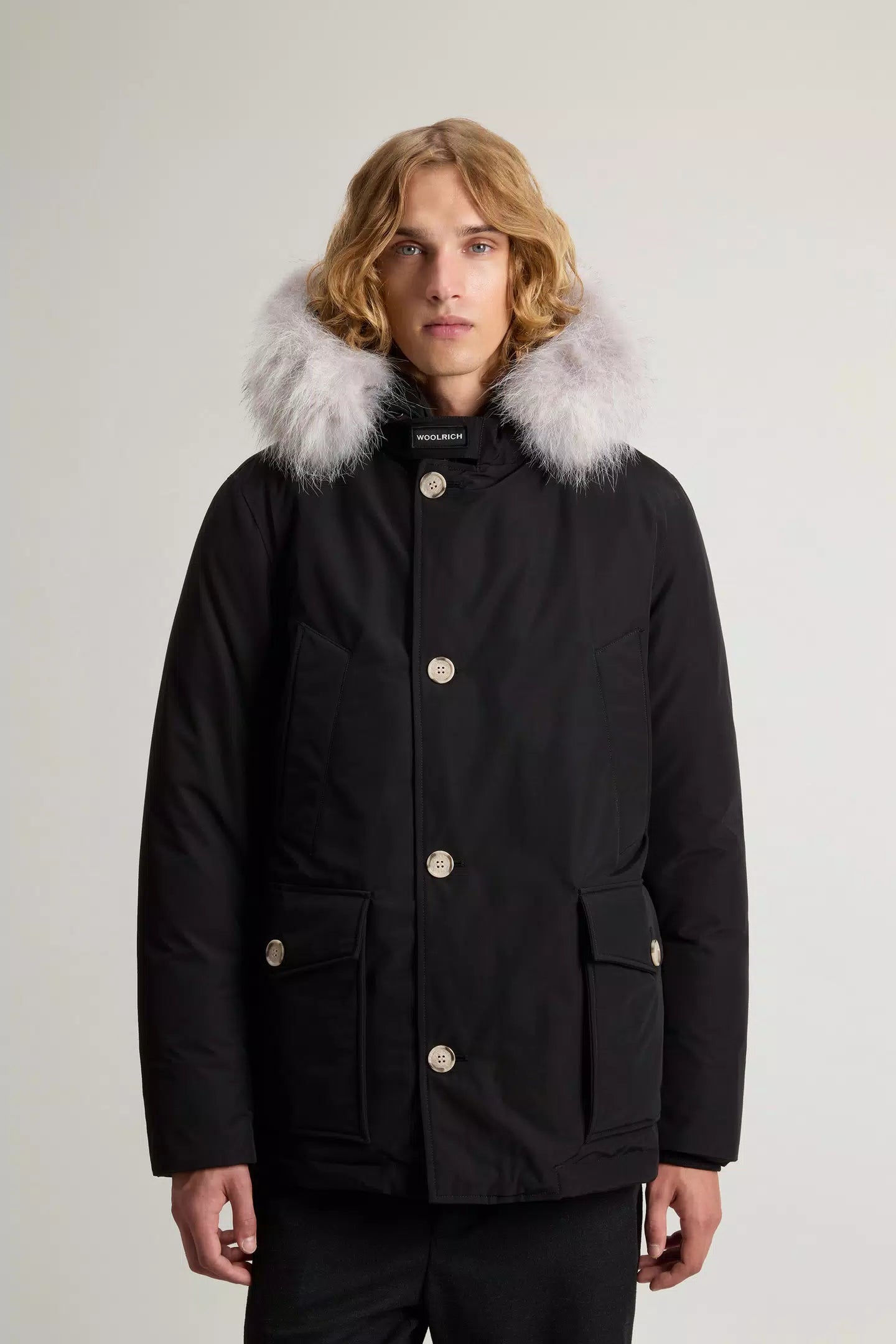 Woolrich Giubbotto ARCTIC DETACHABLE FUR ANORAK Uomo Mod. CFWOOU0484MRUT0001 BLK BLACK Nero