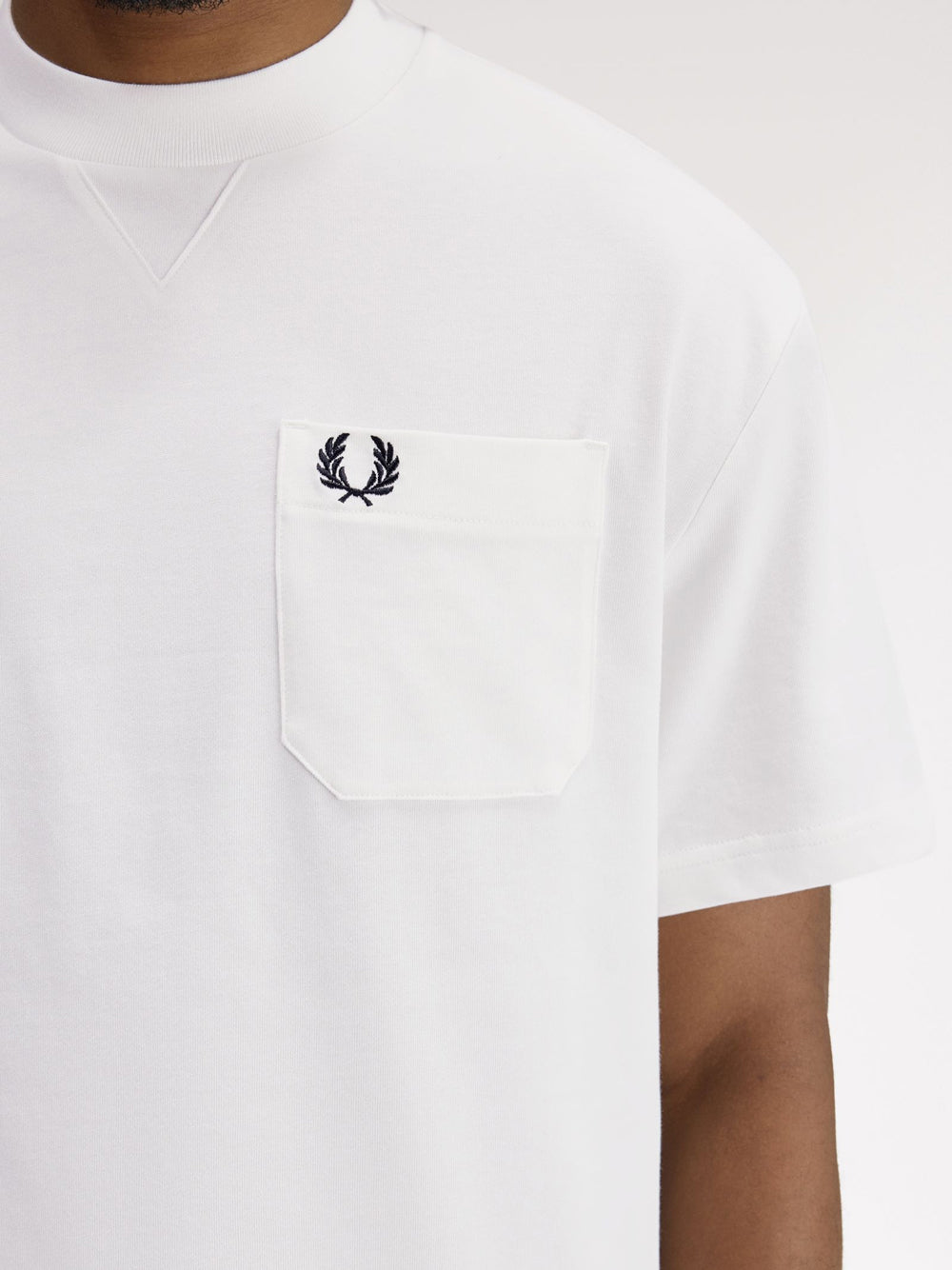 T-shirt Fred Perry Pocket Detail da Uomo - Bianco