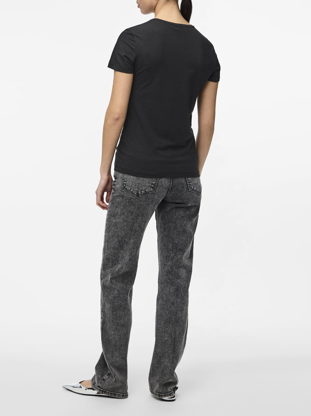 PIECES T-shirt Donna - modello 17082526 Nero