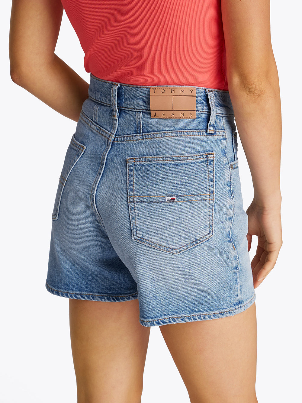 TOMMY HILFIGER Shorts Donna - Jeans modello DW0DW20091 Blu