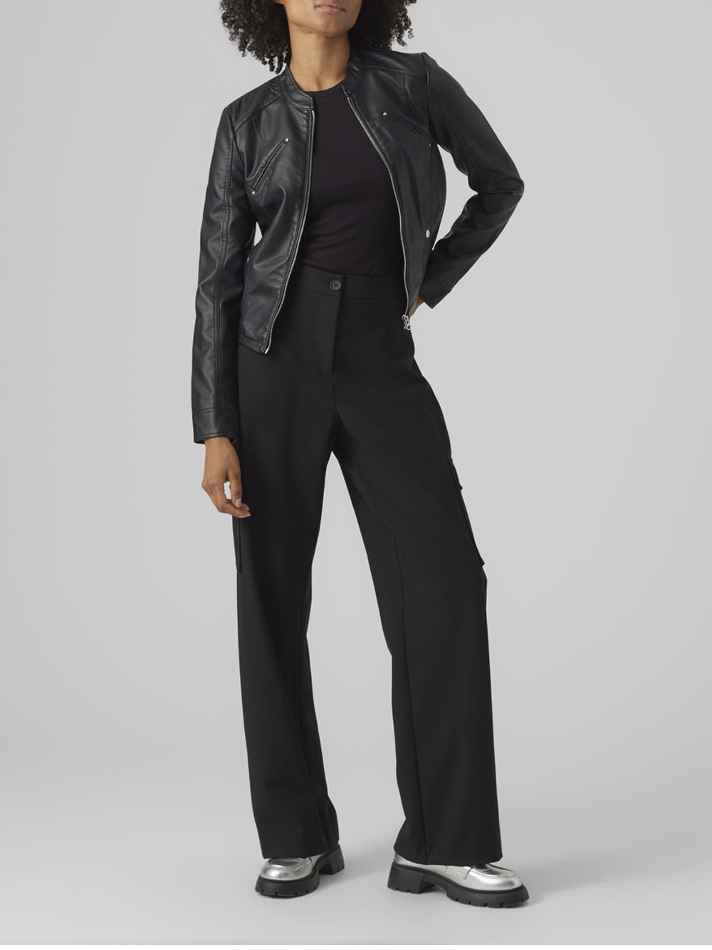 VERO MODA Giubbino Donna - modello 10288555 Nero